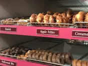 Web-700-525-Hollywood-Donuts.jpg
